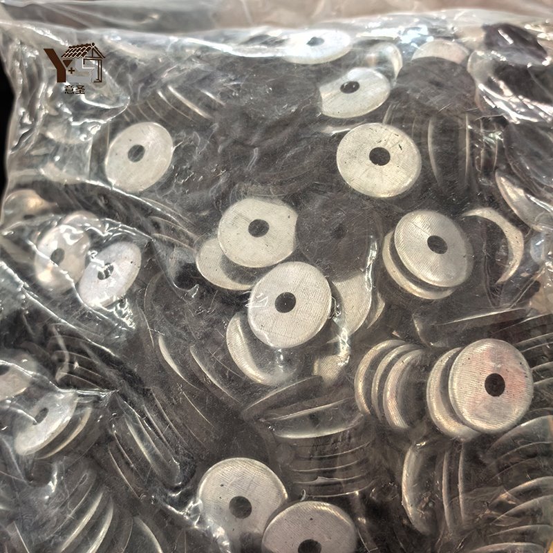 Self Drilling Roof Screw With Rubber